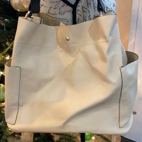 NWOT Creme/Tan Leather Hobo Bag!! - Picture 2 of 6